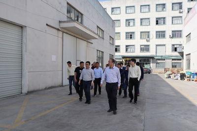 開發(fā)區(qū)周六現(xiàn)場會連走10個(gè)點(diǎn)只為3件事:拓平臺、優(yōu)配套、促落地